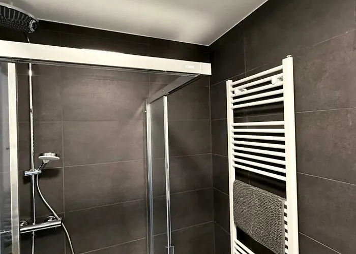 Apartment Schoenes Helles Im Zentrum Inklusive Parkplatz