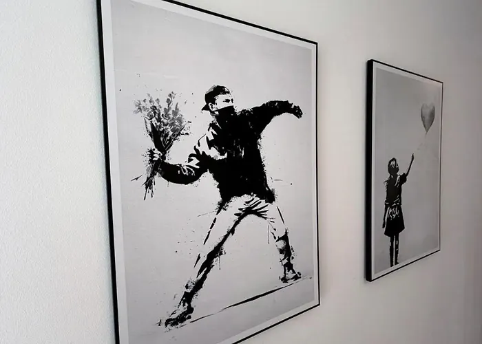 Schoenes Helles Im Zentrum Inklusive Parkplatz 아파트 *